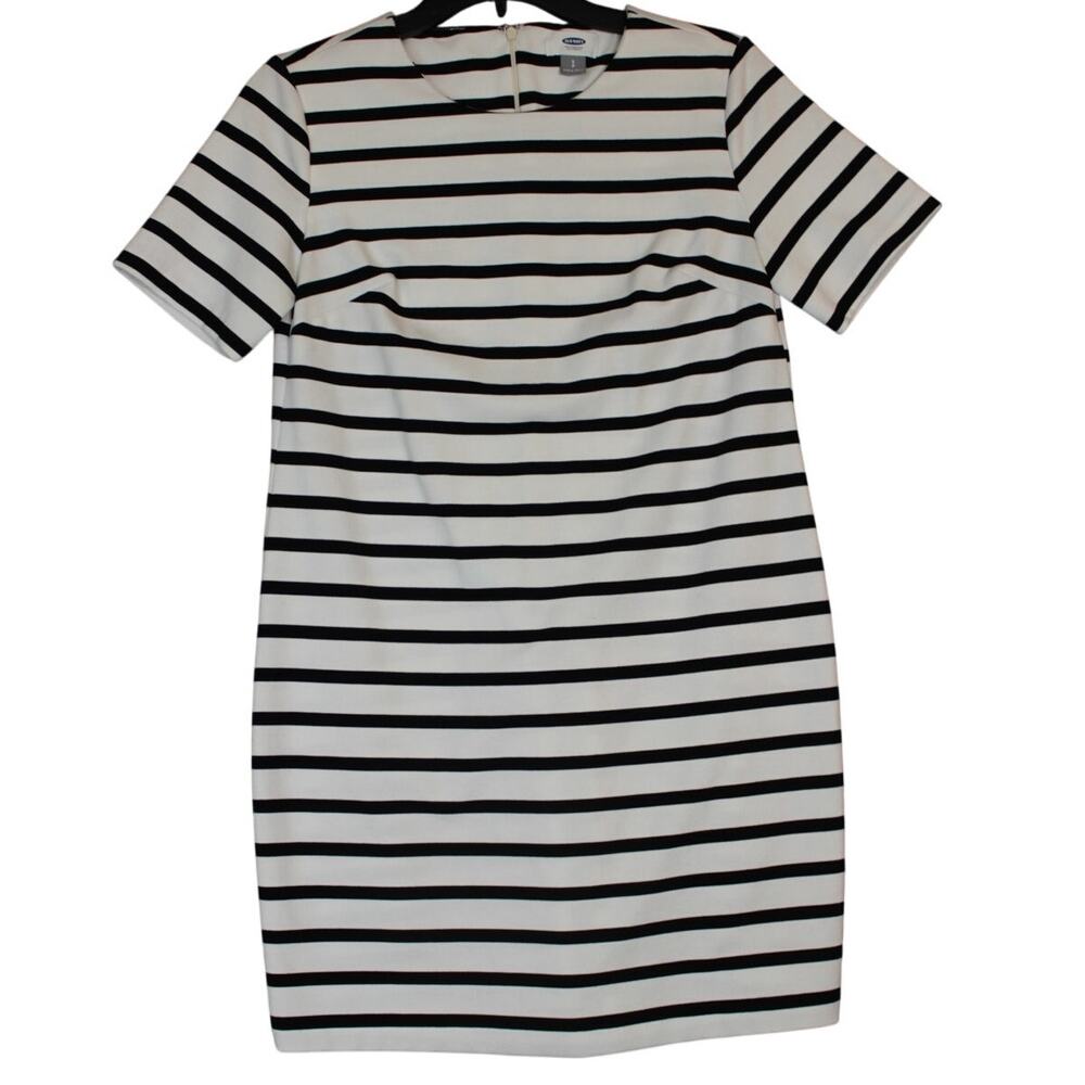Old Navy Ponte Knit Black and White Shift‎ Dress Small